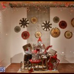 Hamilton Storefronts Christmas Decorations Lights Bermuda, December 22 2017-7781