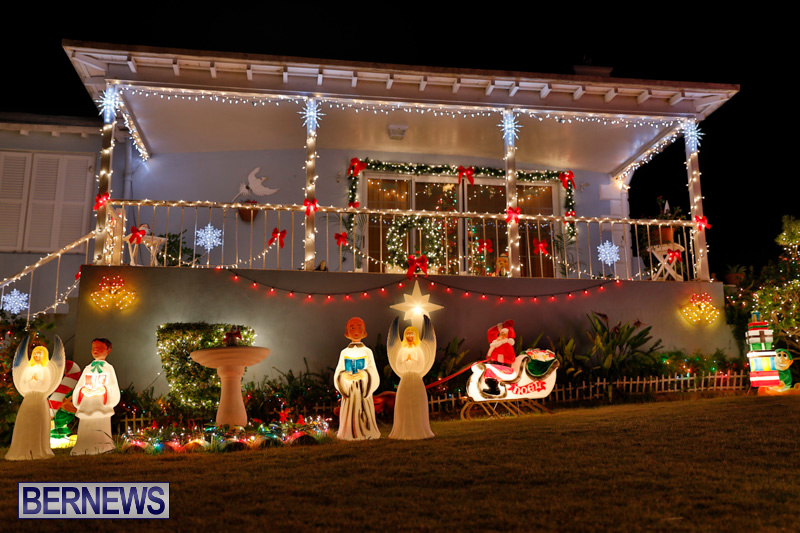 North-Cote-Close-Christmas-Decorations-Lights-Bermuda-December-20-2017-7060