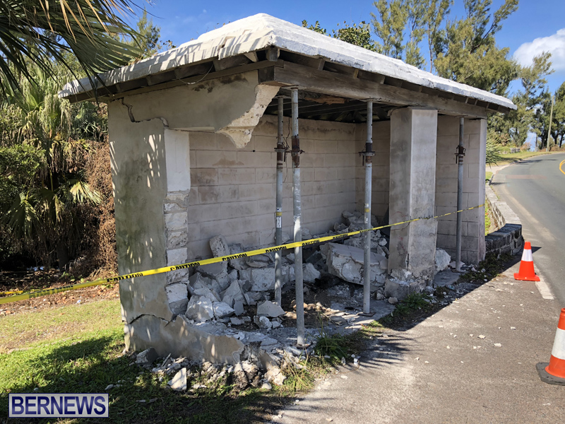 Damaged bus shelter Bermuda March 2018 (1)