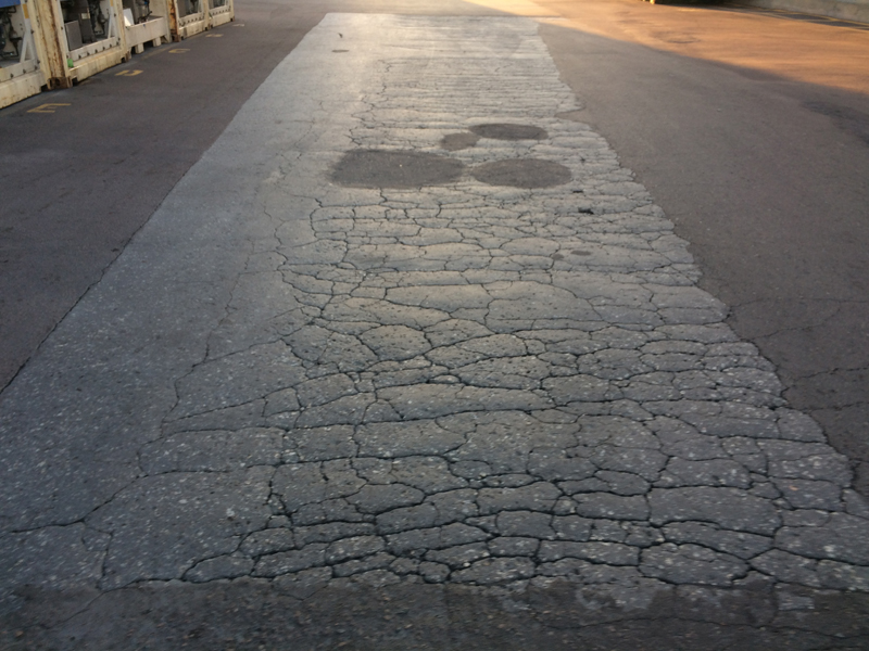 Dangerously uneven asphalt surface Bermuda March 5 2018 (1)
