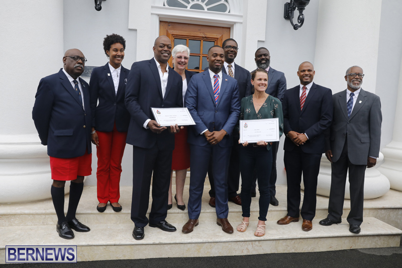 Motorcade celebrates champions Bermuda April 30 2018 (32)