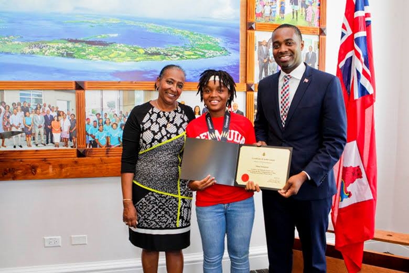 Bermuda Girls U-15 National Football Team certifications (17)