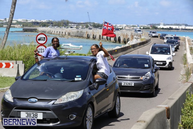 Bermuda U15 football team motorcade August 14 2018 (1)