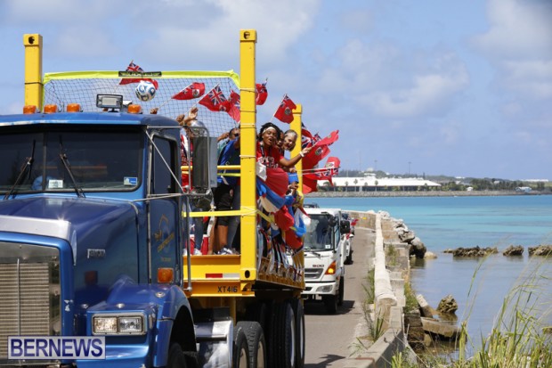 Bermuda U15 football team motorcade August 14 2018 (4)