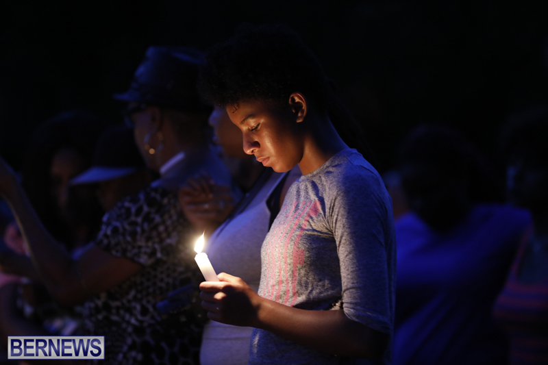 Candlelight Vigil Southampton Bermuda August 30 2018 (20)