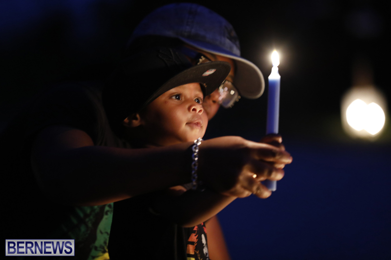Candlelight Vigil Southampton Bermuda August 30 2018 (29)