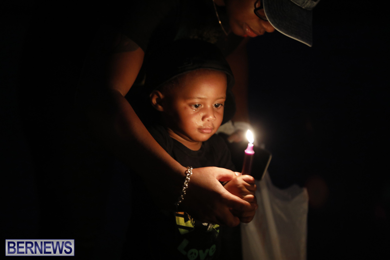 Candlelight Vigil Southampton Bermuda August 30 2018 (33)