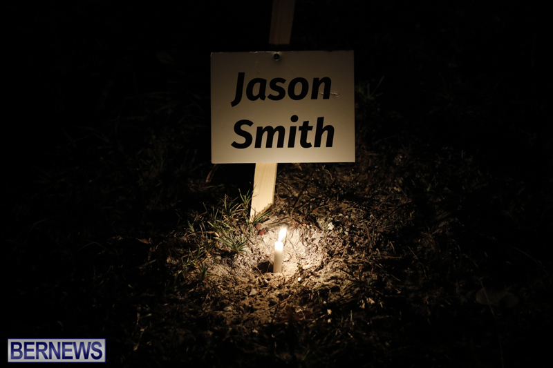 Candlelight Vigil Southampton Bermuda August 30 2018 (6)