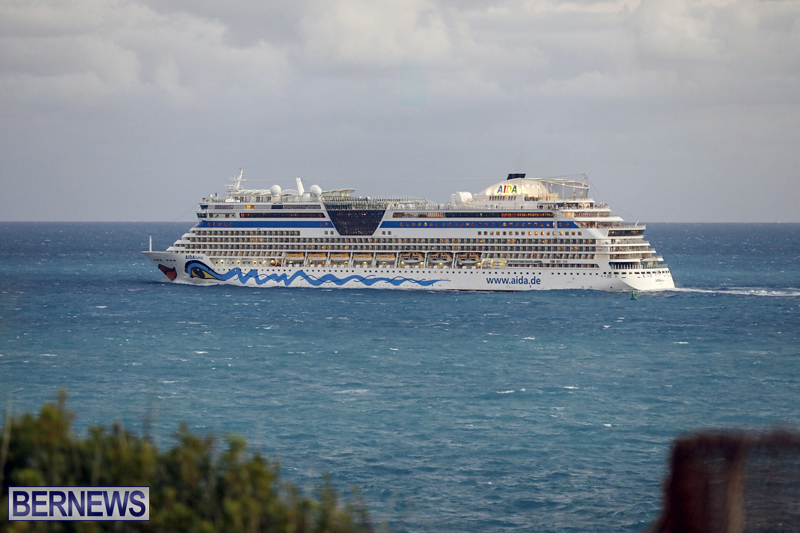 cruise ships arriving Bermuda Oct 31 2018 (16)