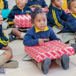 Children Greet Santa At Airport Bermuda, November 23 2018-8449