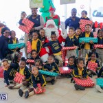 Children Greet Santa At Airport Bermuda, November 23 2018-8466