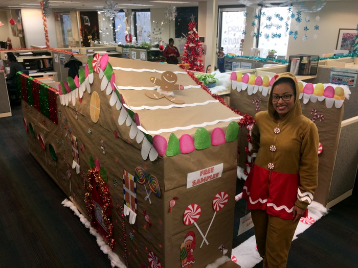 BHB Christmas Gingerbread cubicle Bermuda 2018 2 (2)