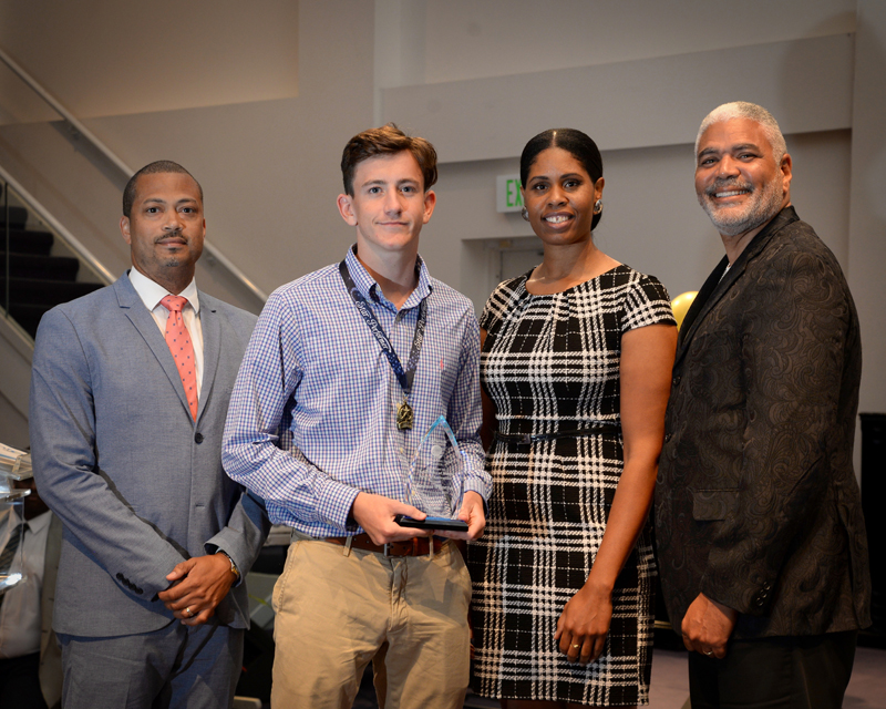 Outstanding-Teen-Award-Bermuda-April-2019-11