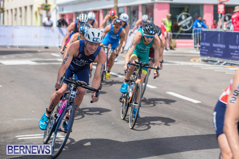 World-Triathlon-Bermuda-Elite-Men’s-Race-April-27-2019-34