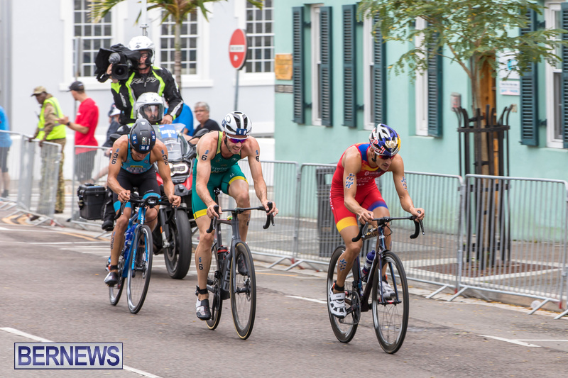 World-Triathlon-Bermuda-Elite-Men’s-Race-April-27-2019-6