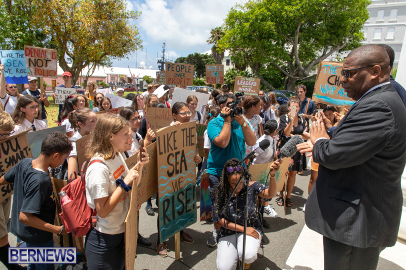 Future-Climate-Rally-and-School-Strike-Bermuda-June-14-2019-6584