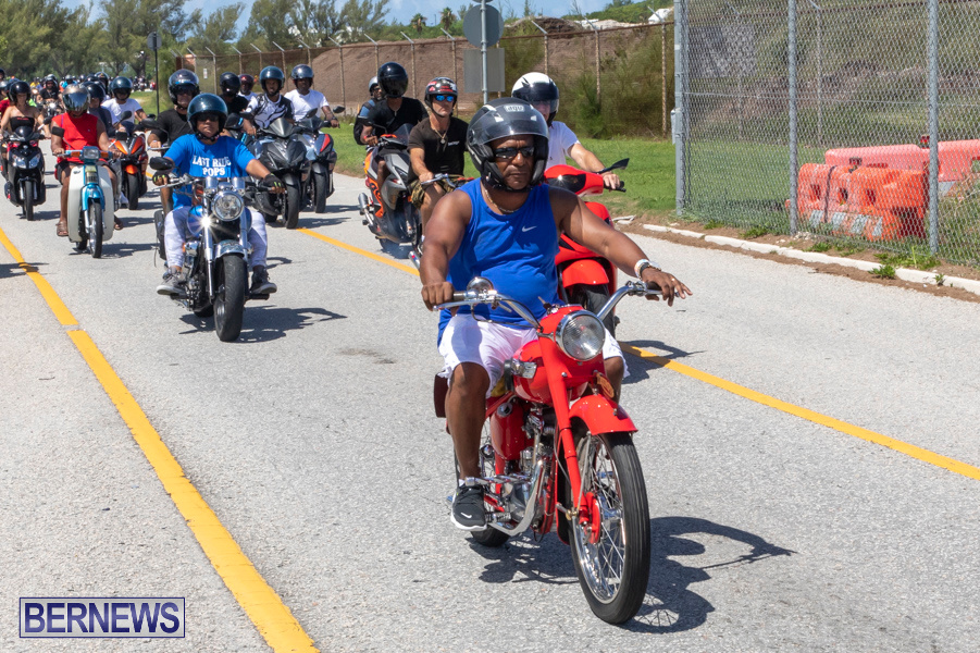 Scooter-Mart-Bermuda-Charge-Charity-Ride-Out-September-1-2019-4408