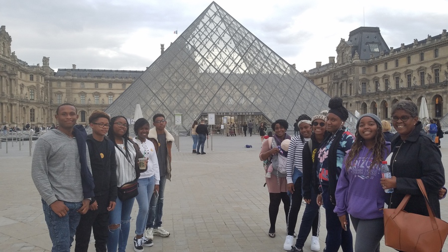 CedarBridge Academy Students Visit France (1)