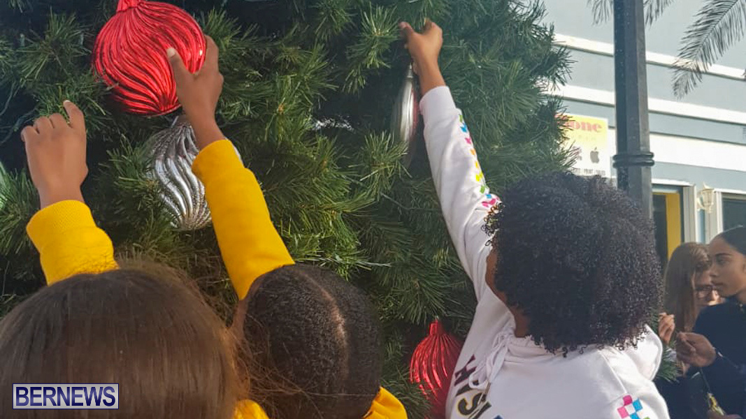 Hamilton Christmas Tree Decorating Bermuda, December 6 2019-07-11