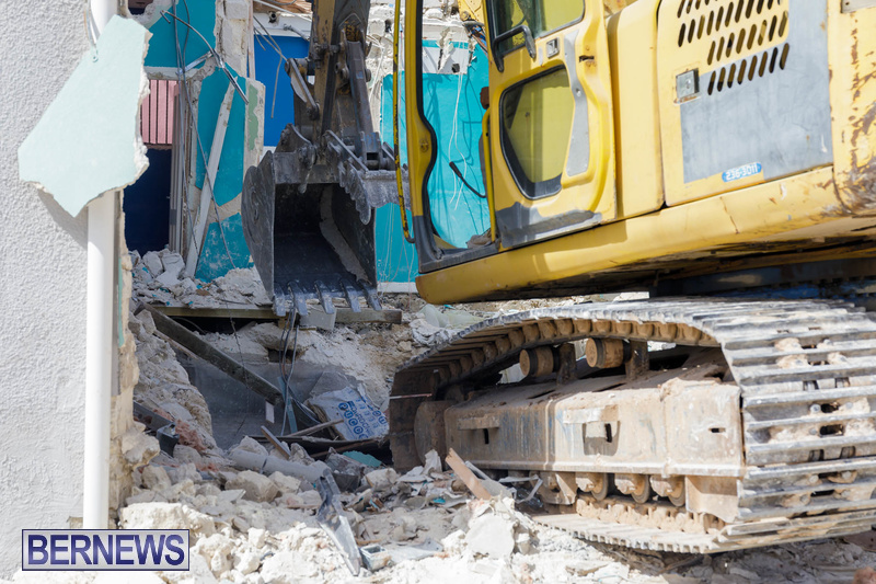 Demolition of Valerie T Scott building Bermuda February 2020 (6)
