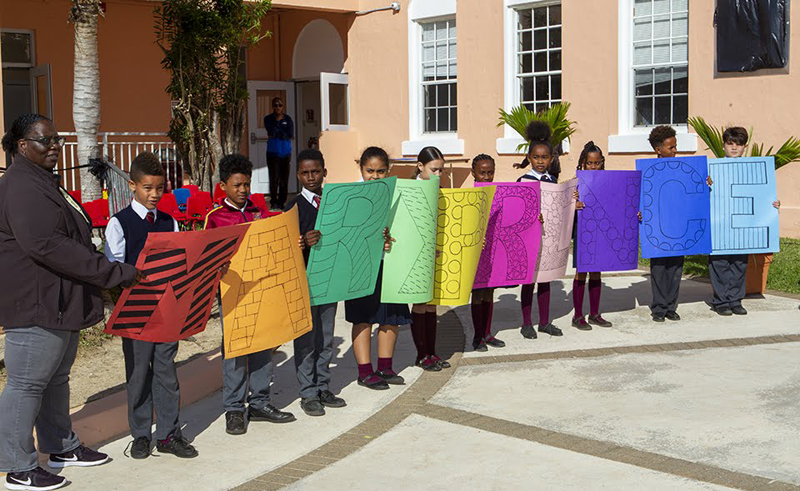 Minister recognizes Bermudian icons at primary school Feb 2020 (1)