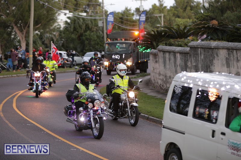 MarketPlace Driving Christmas Parade Nov 29 2020 Bermuda (2)
