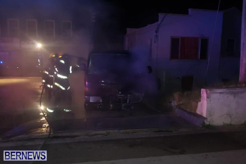 Fire at Curving Avenue Bermuda Dec 14 2020 (8)