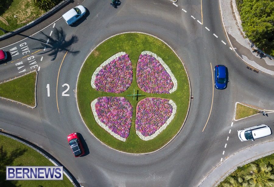 741 - A slightly different angle of a roundabout full of flowers
