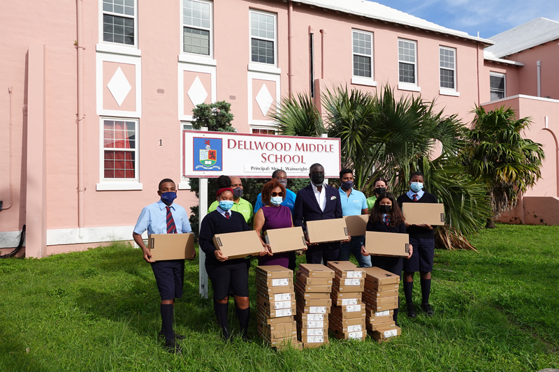 BELCO Laptop Donation Bermuda Nov 2021 (8)