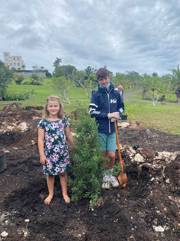 Queen’s Green Canopy Tree Planting Bermuda Nov 9 2021 (4)