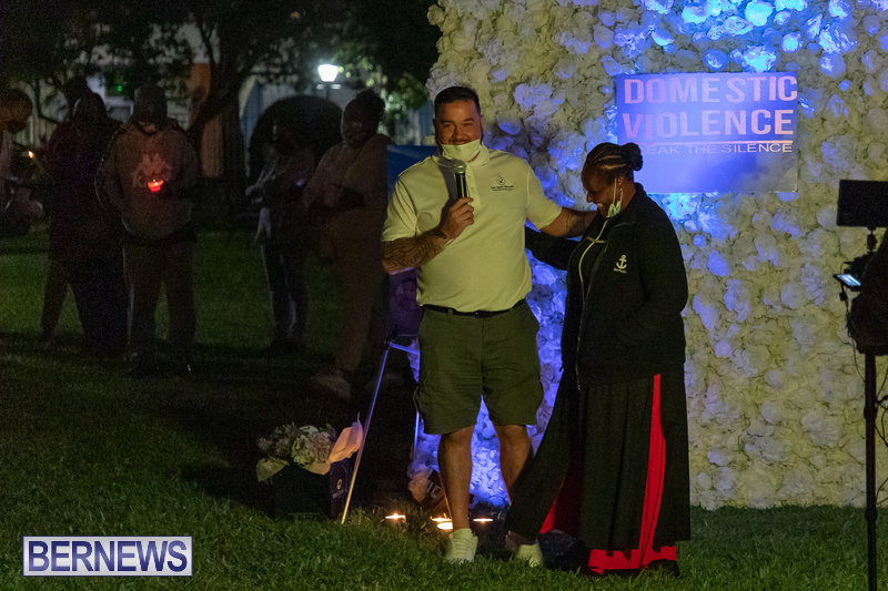 Safe Space Bermuda Candlelight Vigil  Nov 2021 (9)