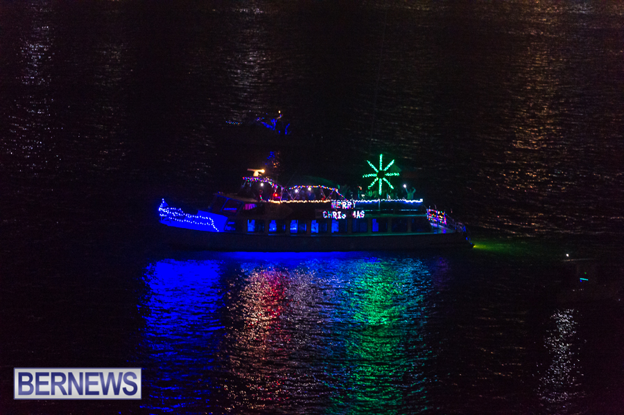 2021 Bermuda Christmas holiday boat parade Hamilton December JM (90)