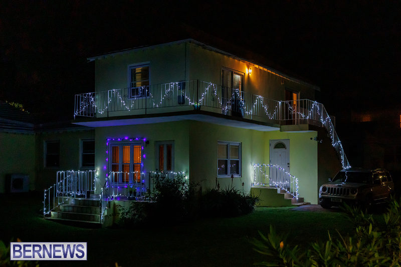 2021 Bermuda Island Christmas lights decorations images DF (1)