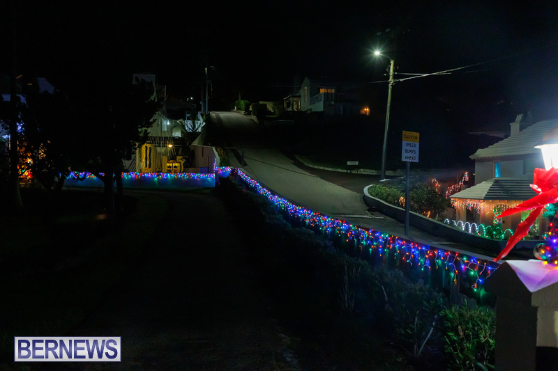 2021 Bermuda Island Christmas lights decorations images DF (10)