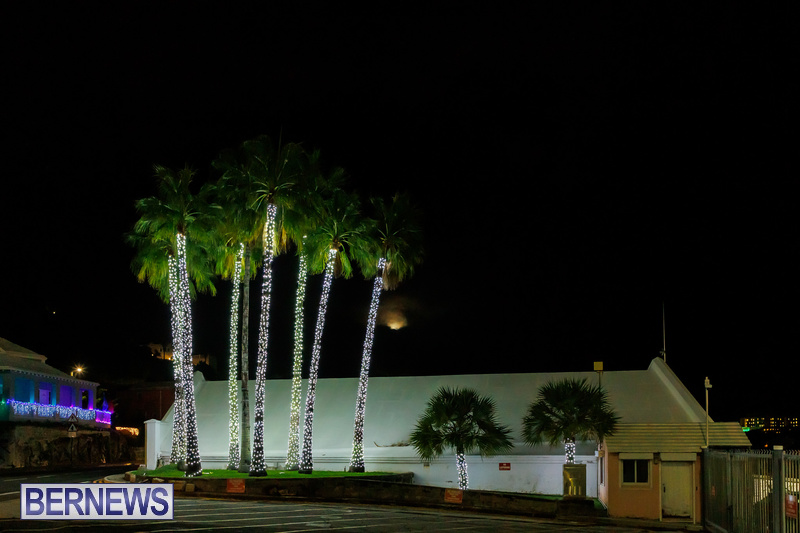 2021 Bermuda Island Christmas lights decorations images DF (15)