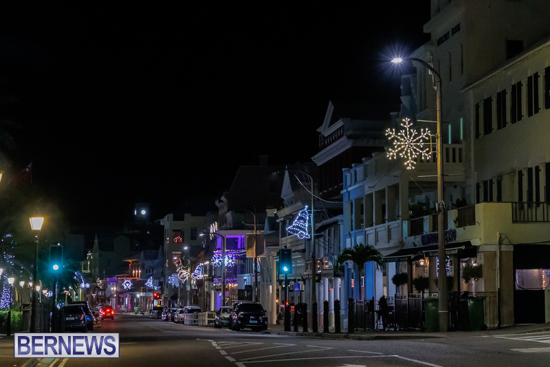 2021 Bermuda Island Christmas lights decorations images DF (26)