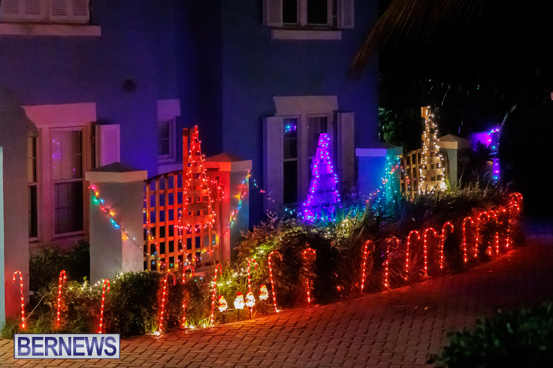 2021 Bermuda Island Christmas lights decorations images DF (3)