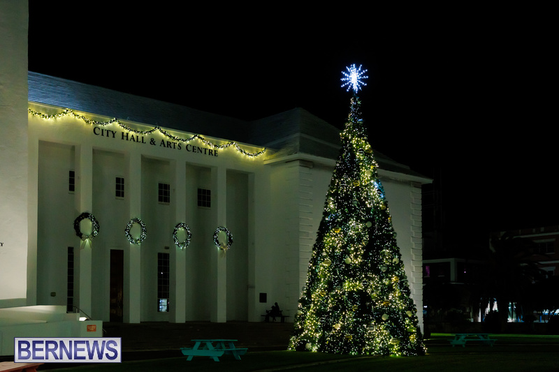 2021 Bermuda Island Christmas lights decorations images DF (39)