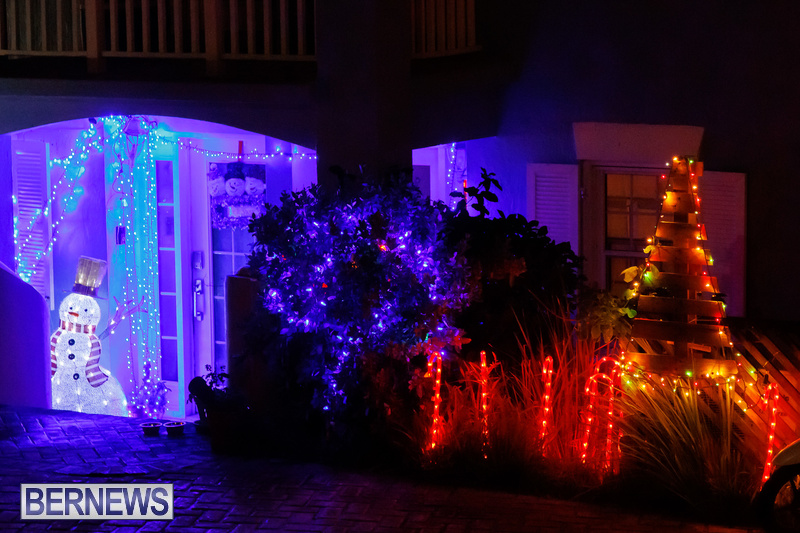 2021 Bermuda Island Christmas lights decorations images DF (4)