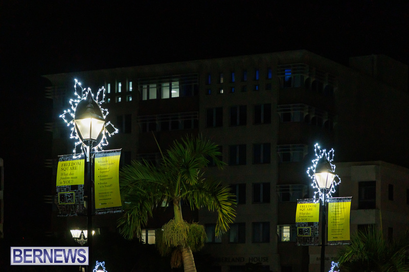 2021 Bermuda Island Christmas lights decorations images DF (40)