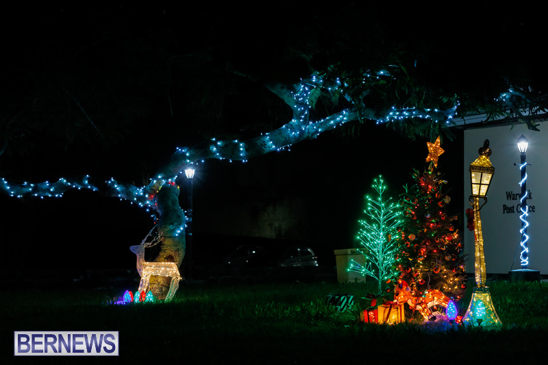 2021 Bermuda Island Christmas lights decorations images DF (53)