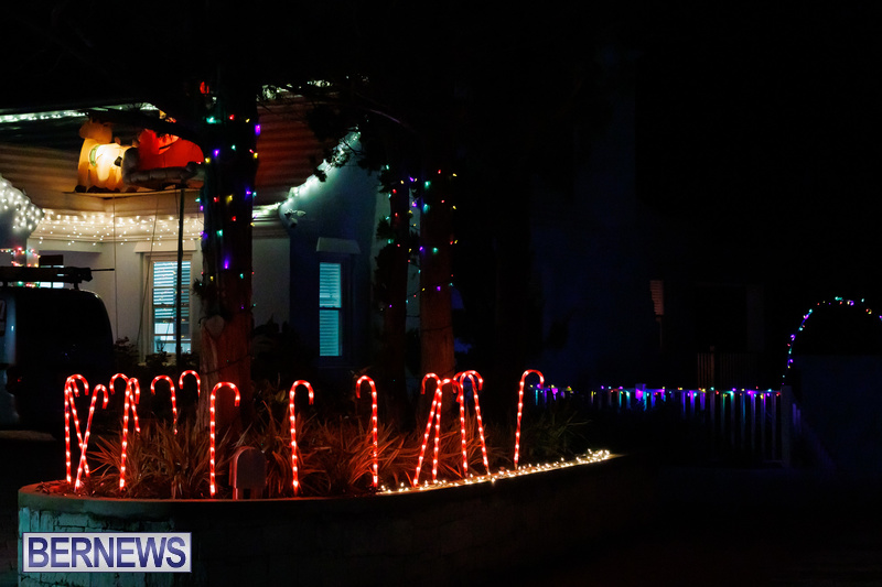 2021 Bermuda Island Christmas lights decorations images DF (56)