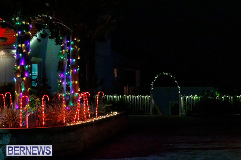 2021 Bermuda Island Christmas lights decorations images DF (57)