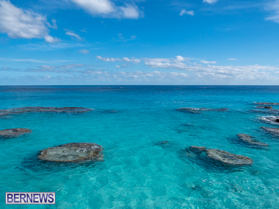 462 Crystal clear blue waters of Bermuda in the winter