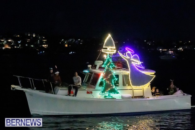 Bermuda Hamilton Christmas Boat Parade 2021 DF (14)