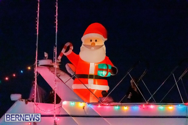Bermuda Hamilton Christmas Boat Parade 2021 DF (18)