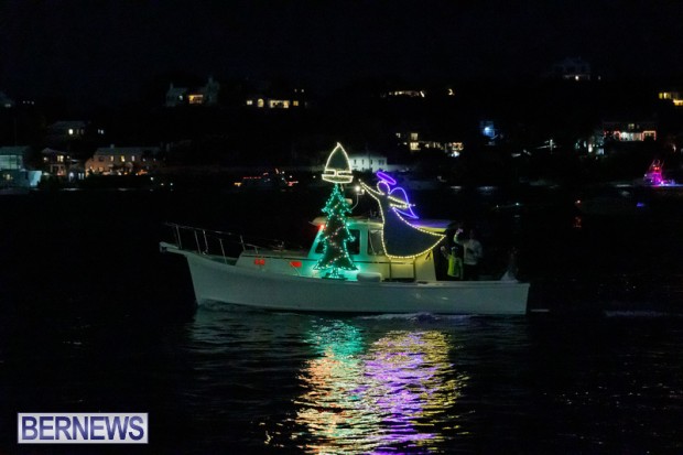 Bermuda Hamilton Christmas Boat Parade 2021 DF (27)