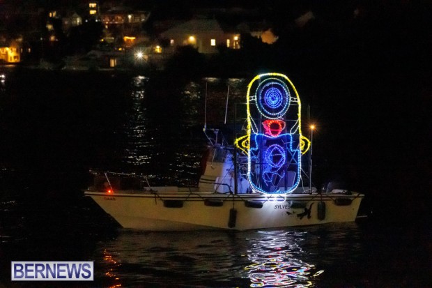Bermuda Hamilton Christmas Boat Parade 2021 DF (37)