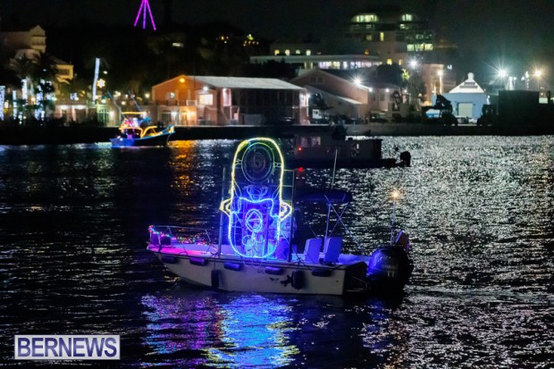 Bermuda Hamilton Christmas Boat Parade 2021 DF (39)