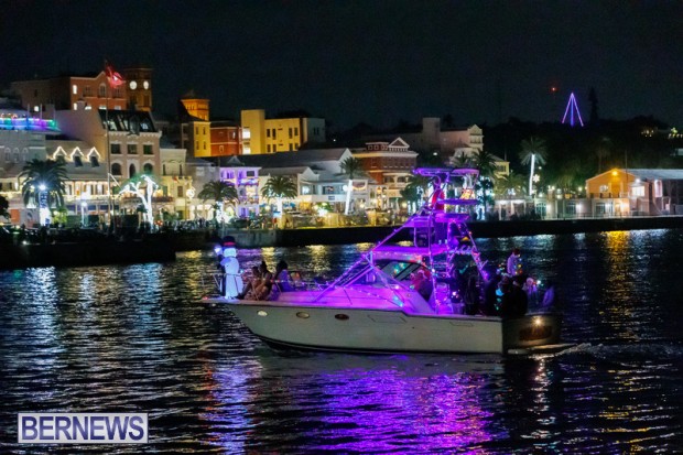 Bermuda Hamilton Christmas Boat Parade 2021 DF (4)